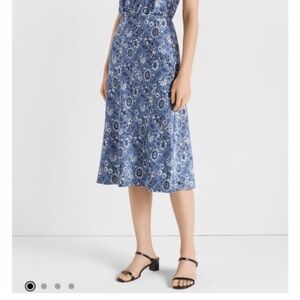 Club Monaco Trycia Skirt size 6 Floral Blue Midi Skirt Floral